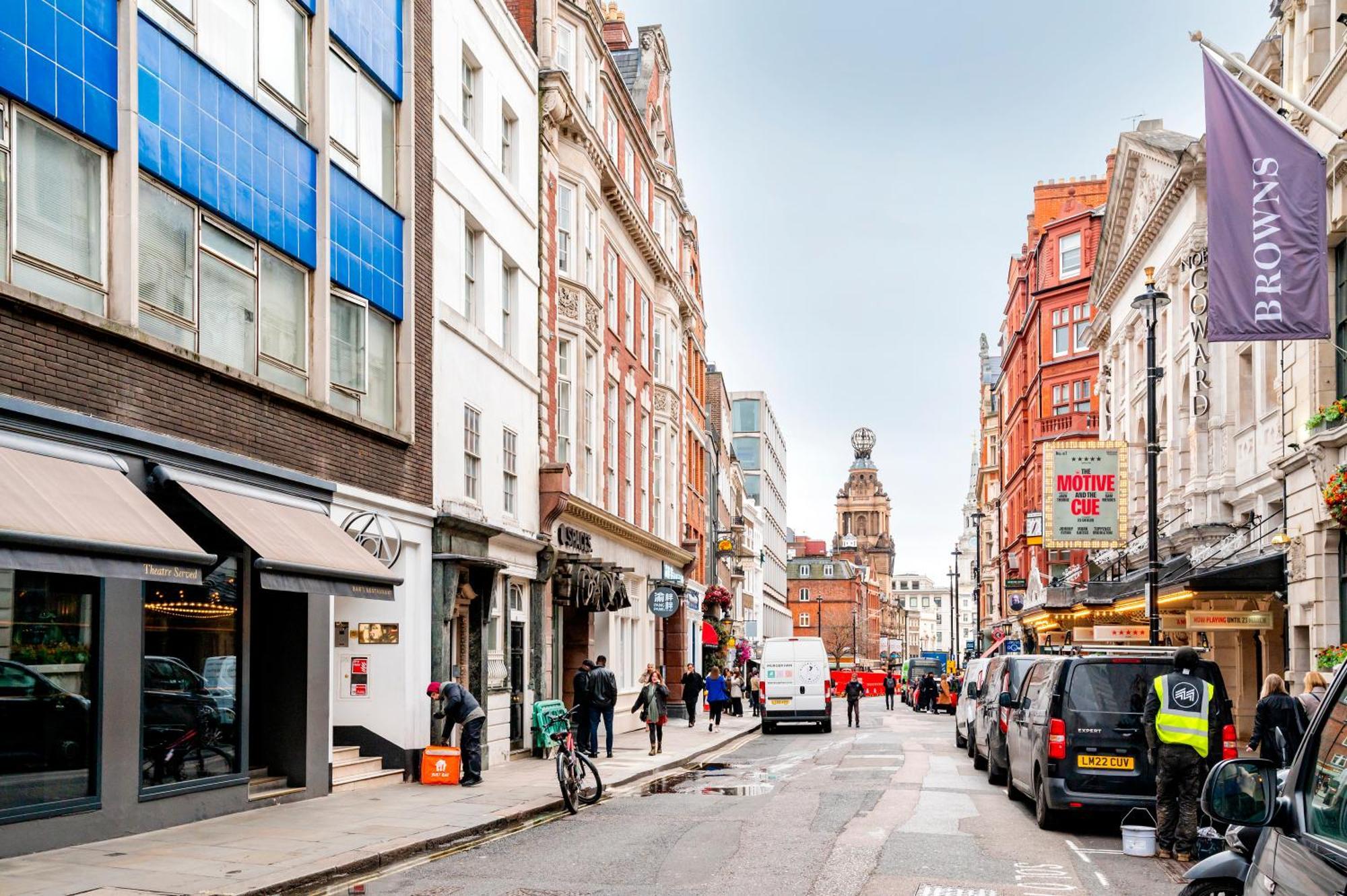 Welcome London St Martin'S Экстерьер фото