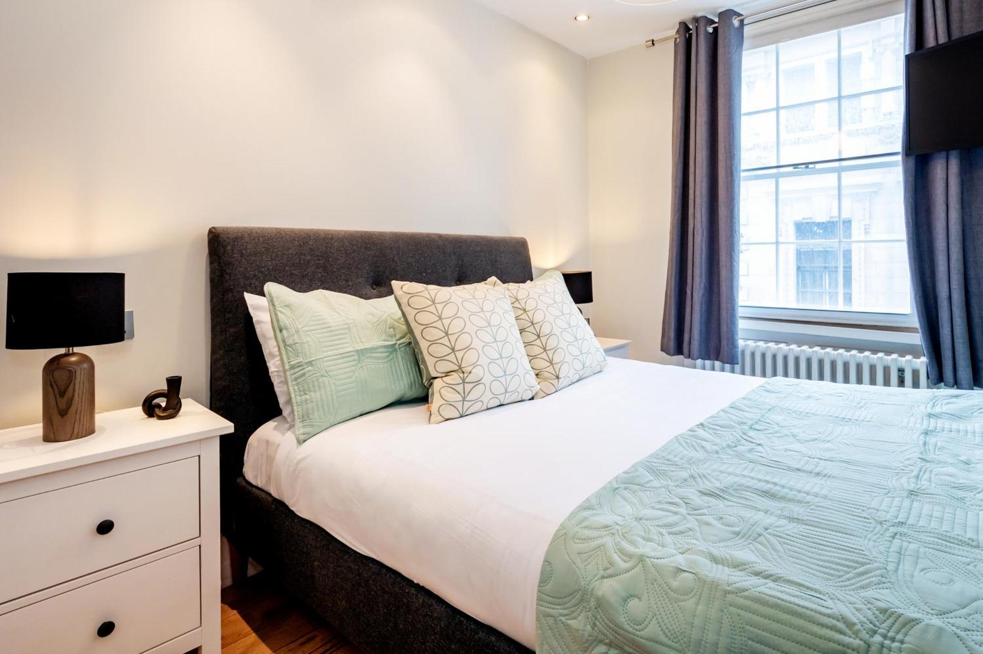 Welcome London St Martin'S Экстерьер фото